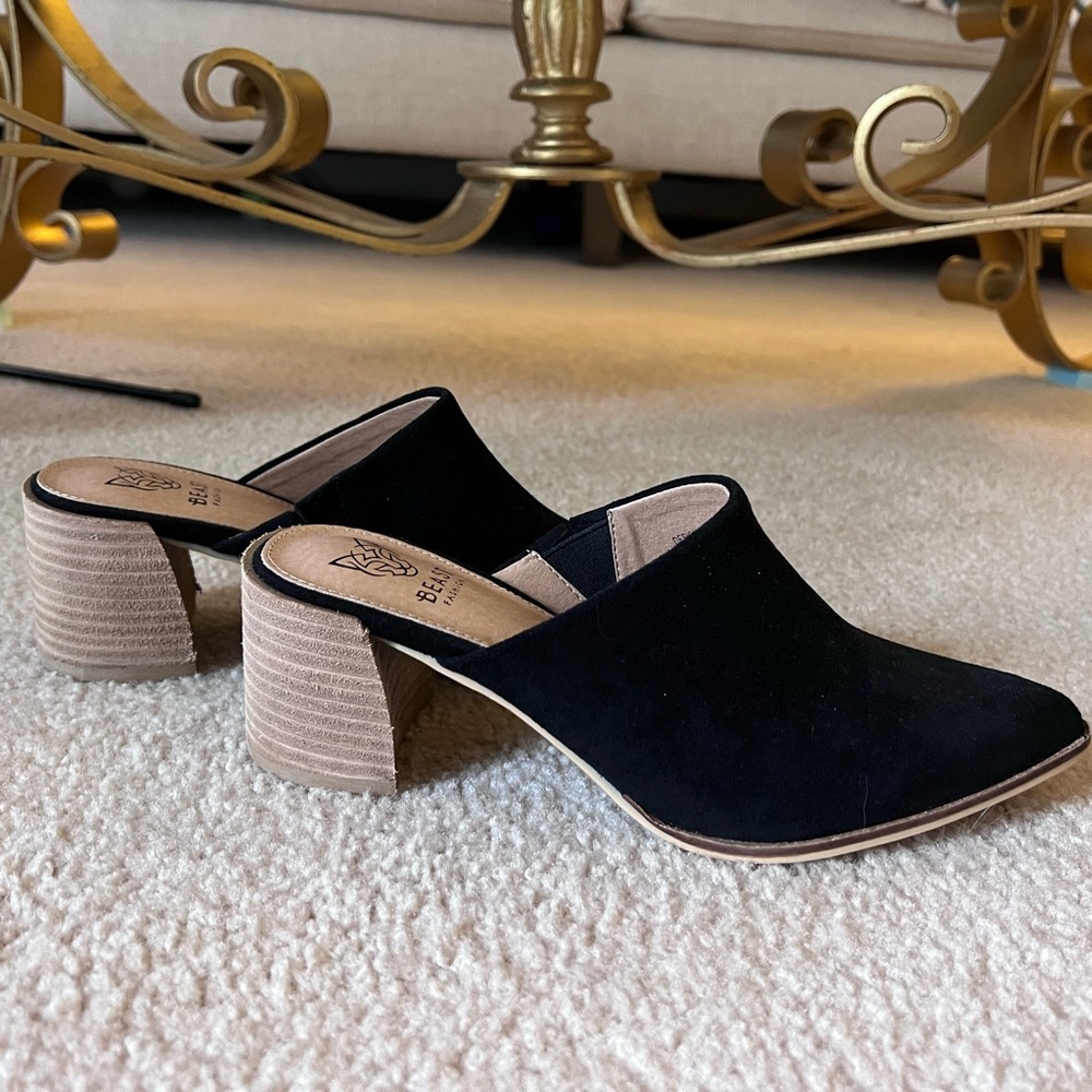 Beast fashion black mules
